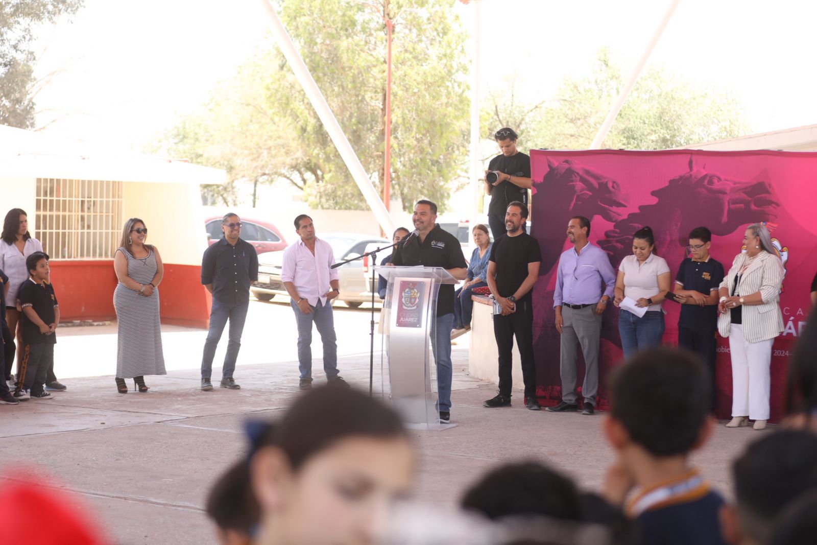 Entrega Presidente Pérez Cuéllar domo en la Escuela Primaria Pascual Ortiz Rubio