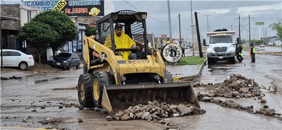 Mantienen trabajos permanentes para retirar arrastres por las lluvias