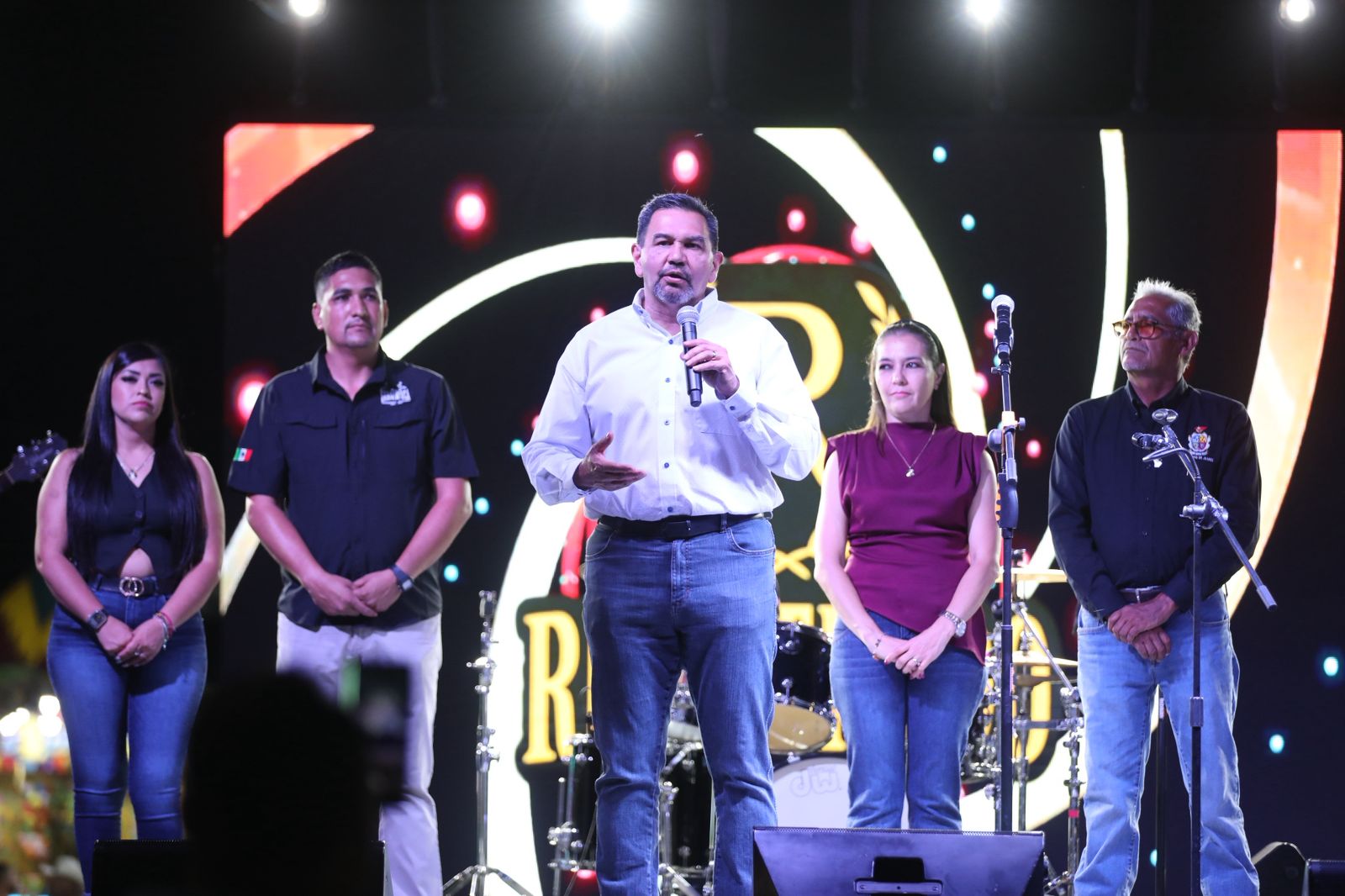 Reitera Cruz Pérez Cuellar apoyo a Samalayuca durante Feria de las Hortalizas