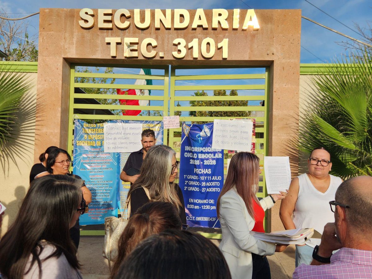 DENUNCIAN ABUSO EN SECUNDARIA TÉCNICA ESTATAL 3101. . . CONVOCAN A CONSULTA PÚBLICA ESTATAL SOBRE CONTINGENCIA ATMOSFÉRICA EN CHIHUAHUA. . . SUMA CHIHUAHUA 4,243 CASOS DE SARAMPIÓN EN 2025. . .