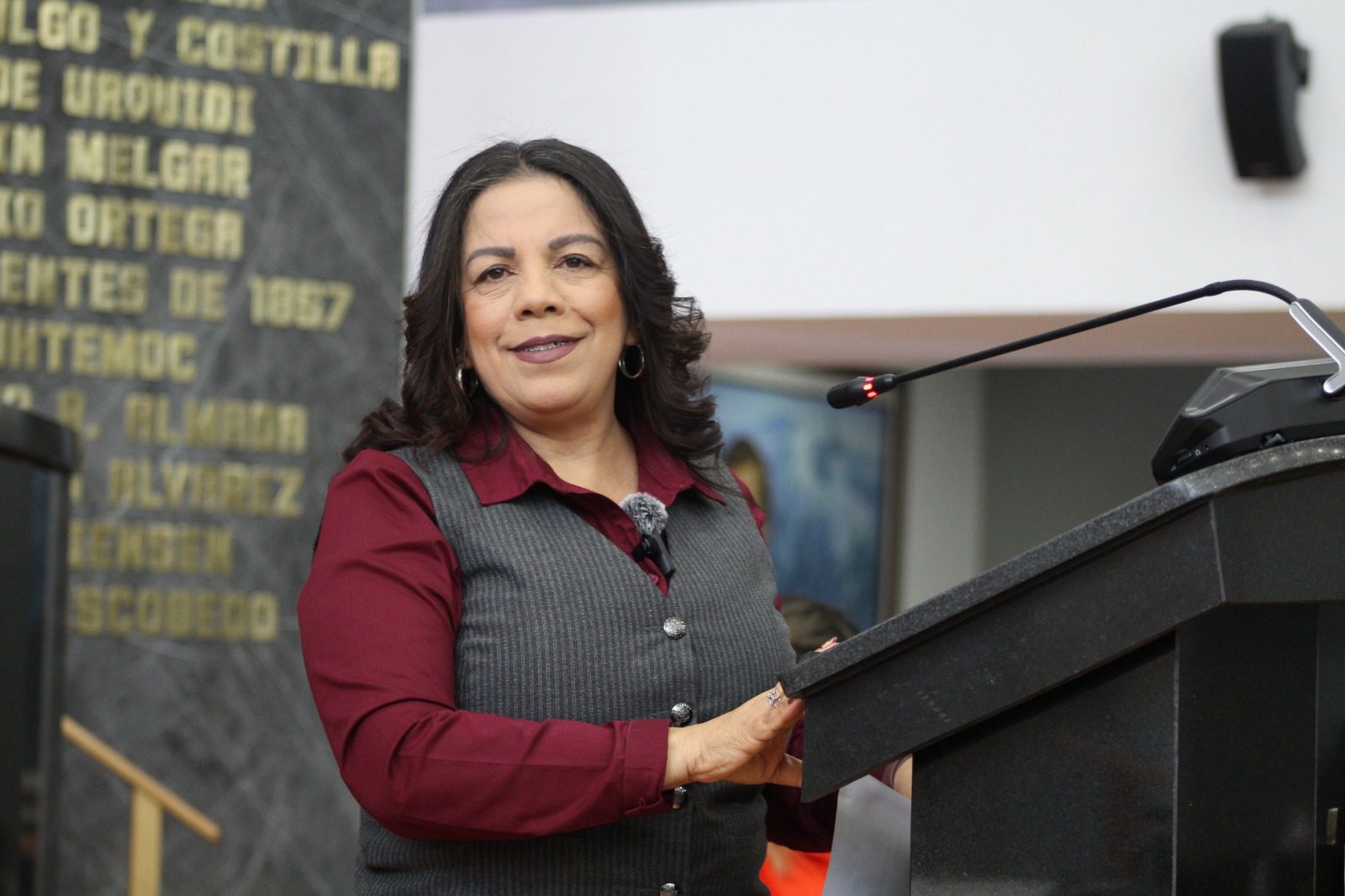 Exhorta Magdalena Renteria al Estado a aclarar el destino de los autobuses retirados en la capital