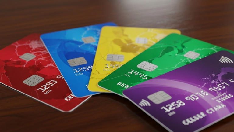 Desventajas de usar las tarjetas de crédito que casi todos ignoran