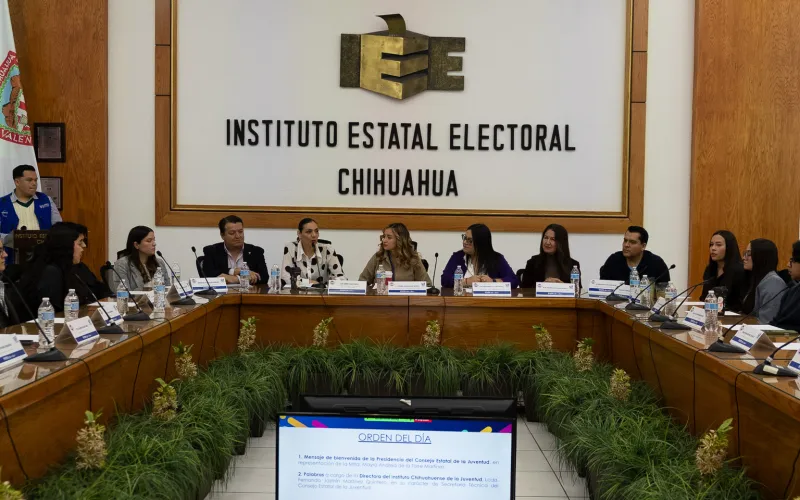 Celebra Ichijuv primera sesión del Consejo Estatal de la Juventud y firma convenio con el Instituto Estatal Electoral