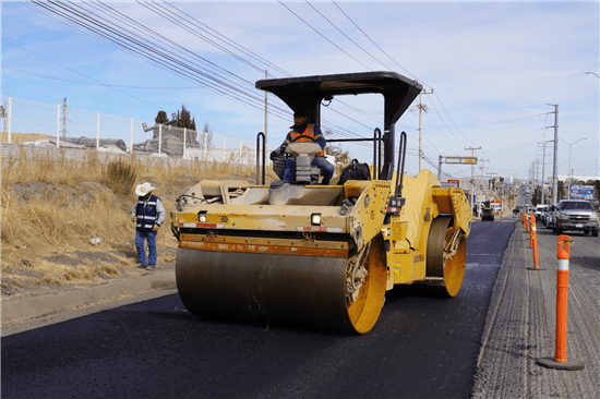 Mejoran carpeta asfáltica en salida a Cuauhtémoc y acceso a Labor de Terrazas