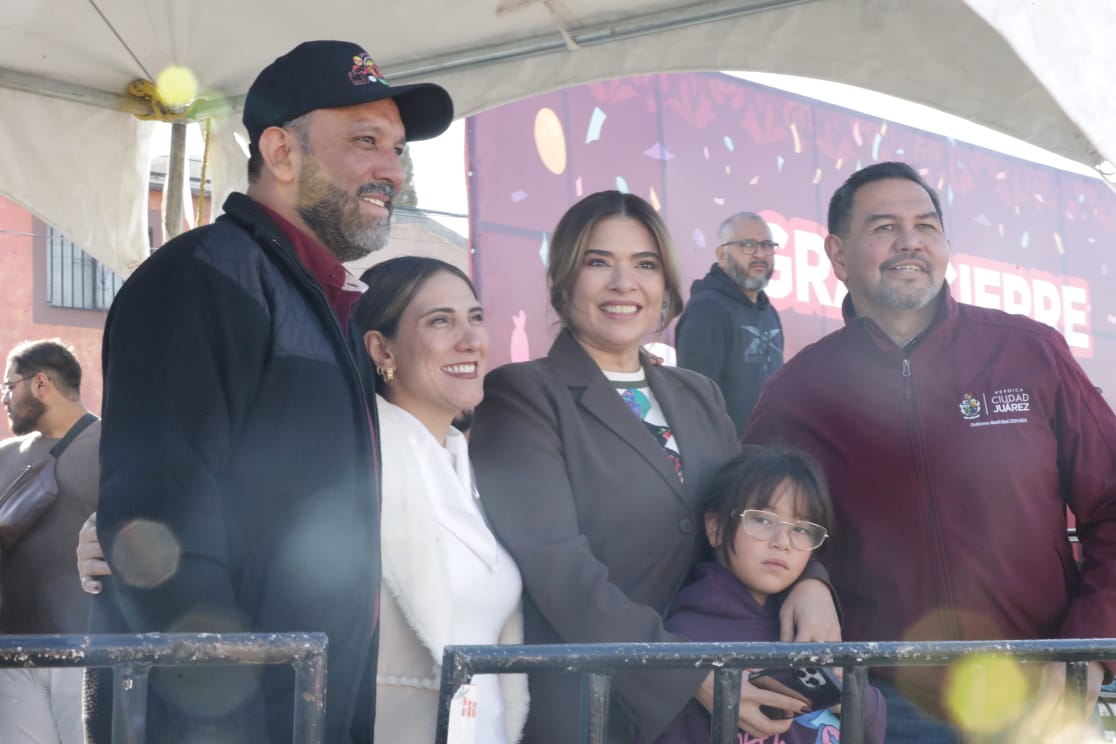 Desfile de la ciudad representa la grandeza de Juárez, Presidente Pérez Cuéllar