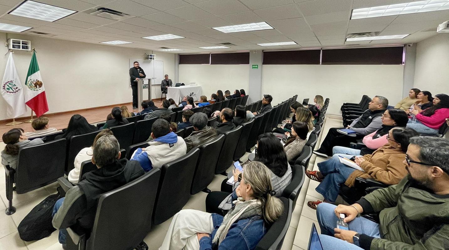 Imparte Universidad de Costa Rica diplomado en la UT Camargo