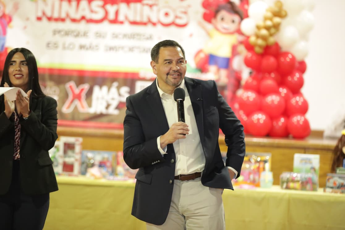 Convive Cruz Pérez Cuellar con instituciones civiles a favor de la niñez