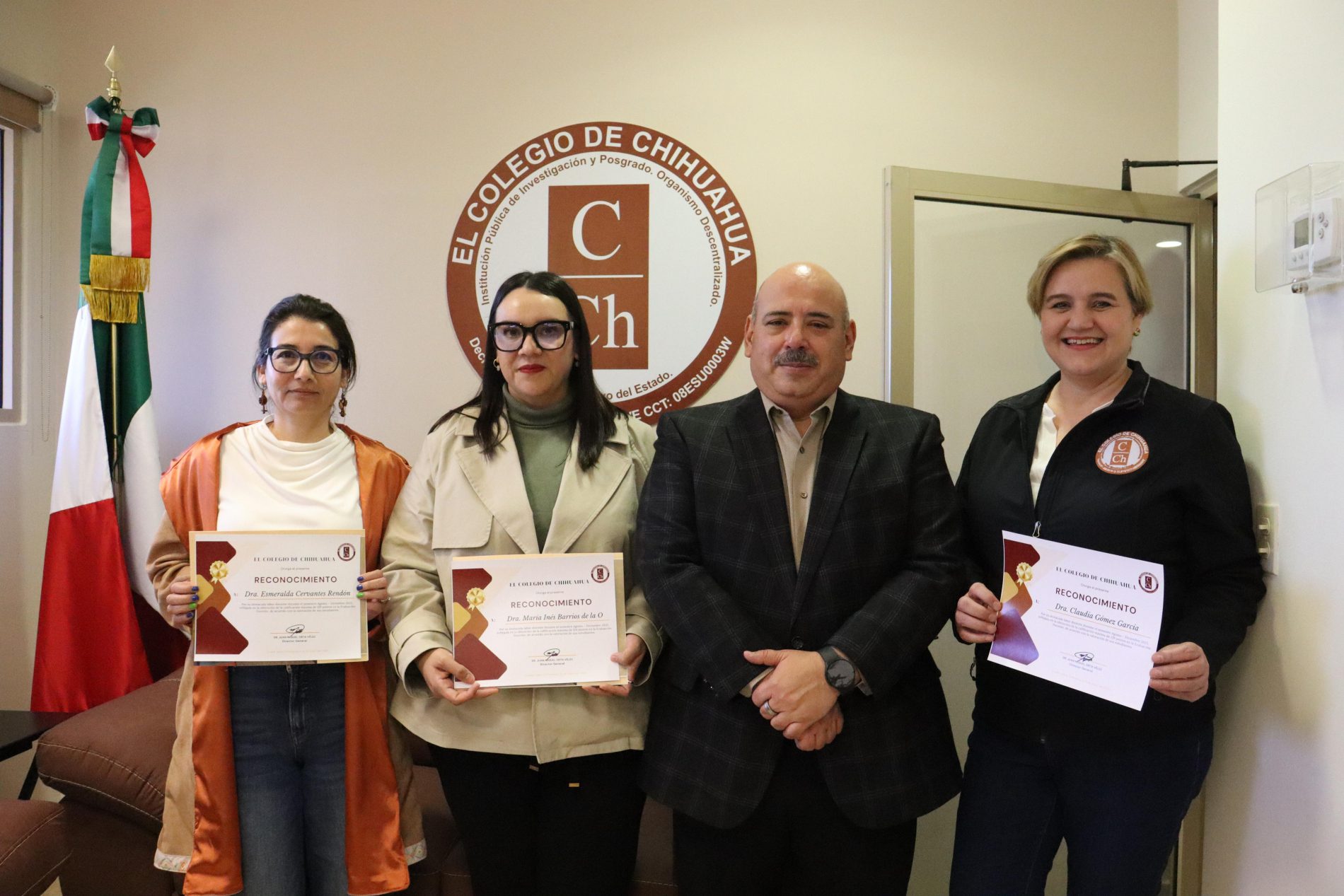 Entrega El Colech reconocimientos a las y los docentes mejor evaluados