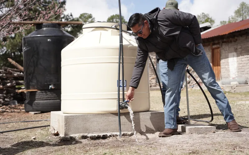Entrega JCAS sistema colectivo de agua potable en Rocharachi, Guachochi