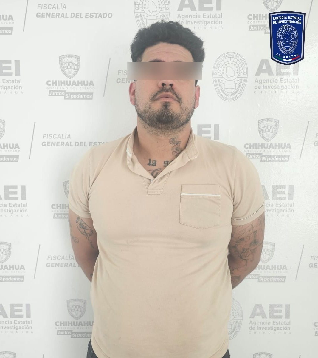 Detienen AEI y Ejército a dos hombres con arma de fuego y dosis de cocaína