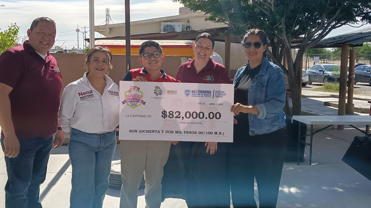 Alienta diputada Magdalena Rentería a la cultura por la democracia desde la escuela primaria, y reconoce a quienes era el próximo niño diputado por un día