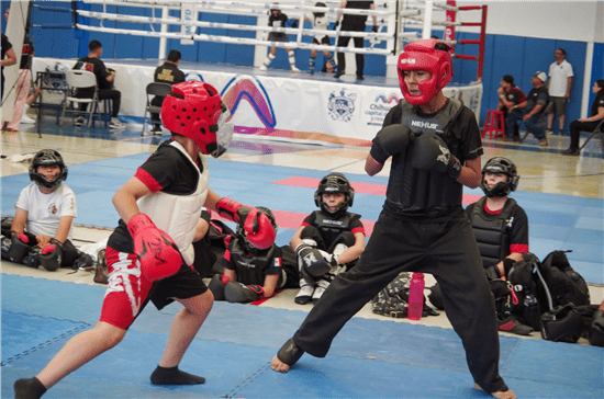 Peleadores de Chihuahua listos para participar en el Nacional de Kickboxing en el Deportivo Tricentenario