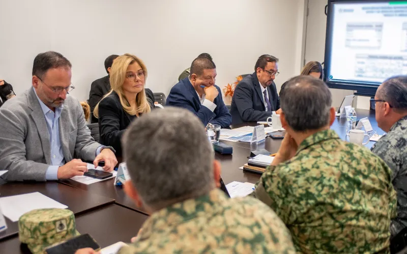 MARU CAMPOS BAJO LA LUPA. . . MORENA BUSCA NEUTRALIDAD Y UNIDAD. . . JULIO MERCADO LLEGA AL IMSS. . .