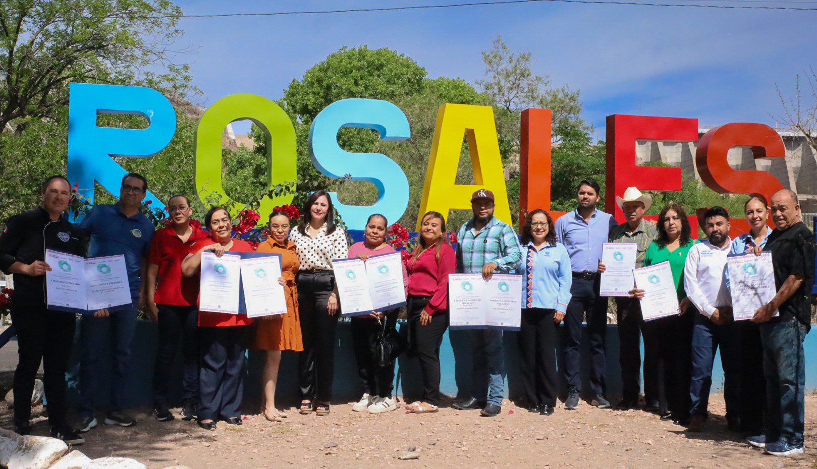 Entrega Secretaría de Turismo 16 Distintivos de Calidad Turística a empresas de Rosales