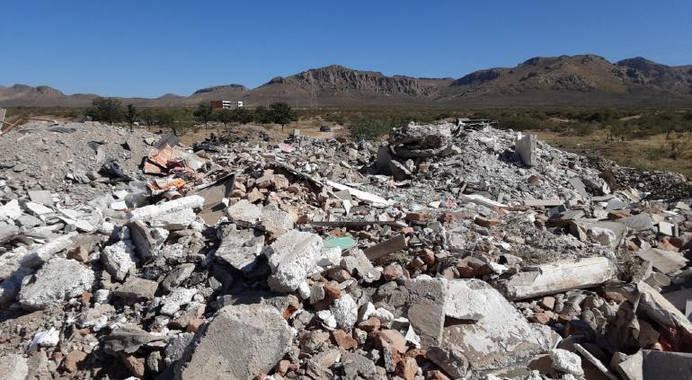 Exhortan a no depositar basura o escombro en terrenos baldíos