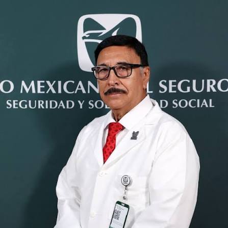 DOCTOR JULIO MERCADO LE PONE EXPEDIENTE AL RUIDO AZUL. . . ANDREA CHÁVEZ Y EL PT; POSIBLE EXPULSIÓN DEL PARTIDO GUINDA. . .MARU Y EL TURISMO POLÍTICO CON PASAPORTE RESERVADO. . .