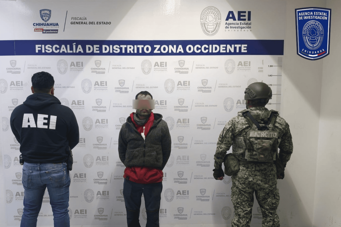 Detienen AEI y Sedena a dos hombres con marihuana